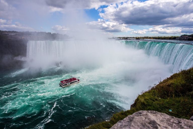 Canada Ontario Niagara Falls 94129