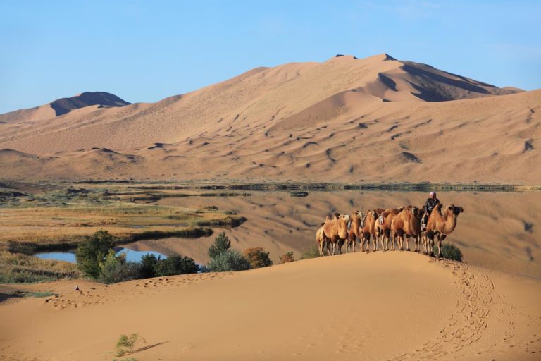 China Inner Mongolia Badain Jaran Desert 77403748