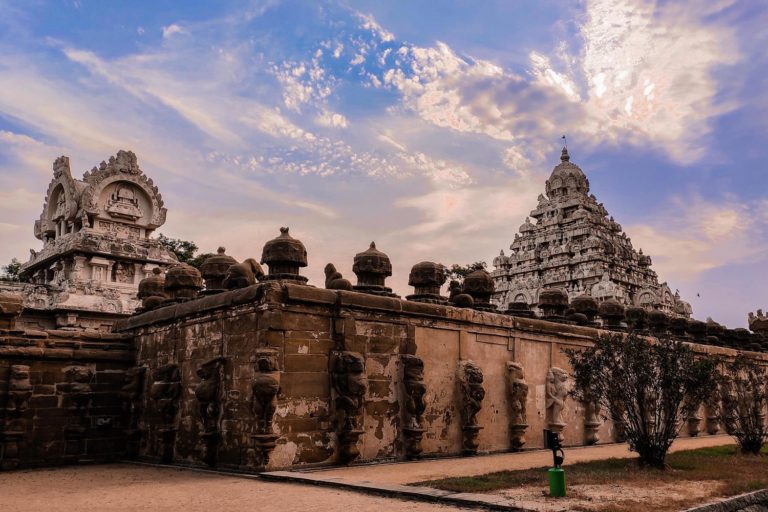 India Tamil Nadu Kanchipuram Kailasanath Temple C202010341